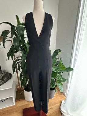 H&M Black Sleeveless Jumpsuit Deep V Fitted Sz 2